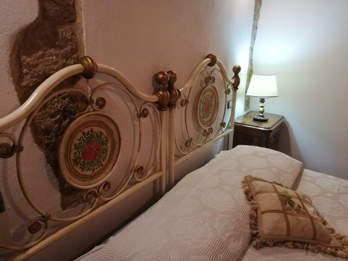 Affittacamere IL Fienile nella Roccia Casole dʼElsa Esterno foto